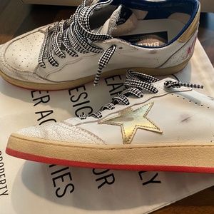 Golden Goose (Size 39) Ball Star LTD cracked white, gold star and pink soles